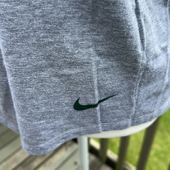 Nike Women's Green Bay Packers Gray Tank Top - Picture 5 of 6